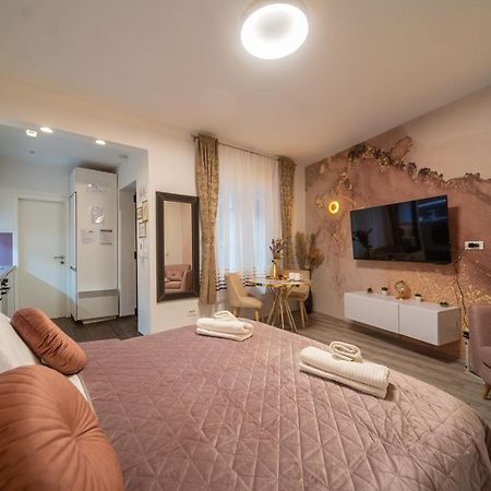 דירות Cosy&Private,30Sec Walk To Mainsquare, Heart Of זאגרב מראה חיצוני תמונה