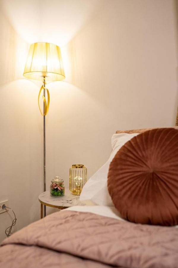 דירות Cosy&Private,30Sec Walk To Mainsquare, Heart Of זאגרב מראה חיצוני תמונה
